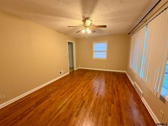 4709 Redick Avenue, Omaha, NE 68152