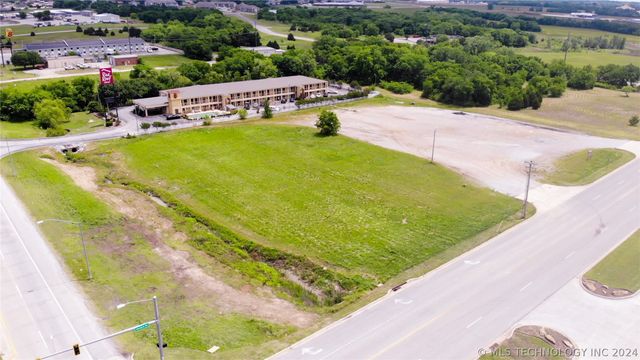 N Rockford Road, Ardmore, OK 73401