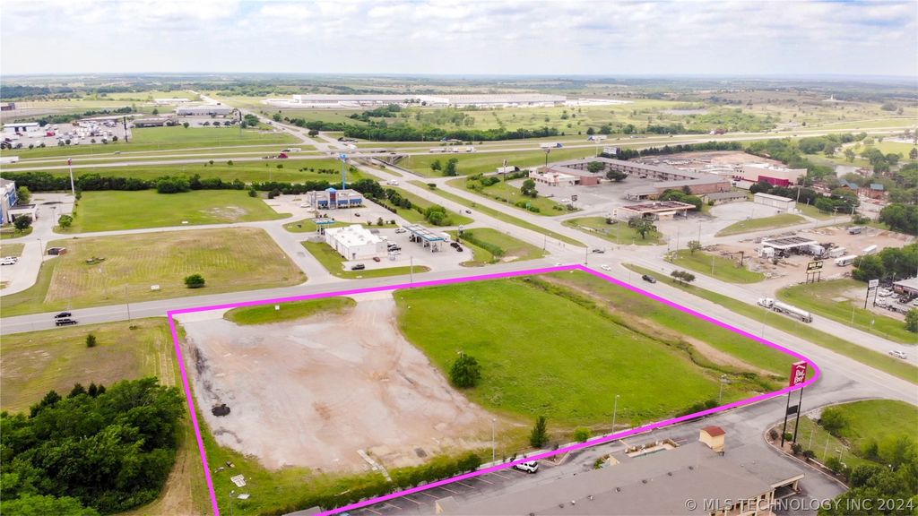 N Rockford Road, Ardmore, OK 73401