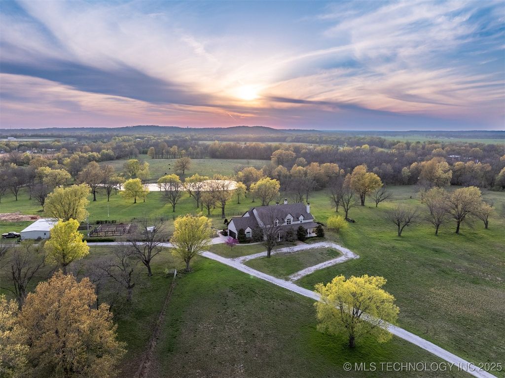 5500 S 329th East Avenue, Broken Arrow, OK 74014