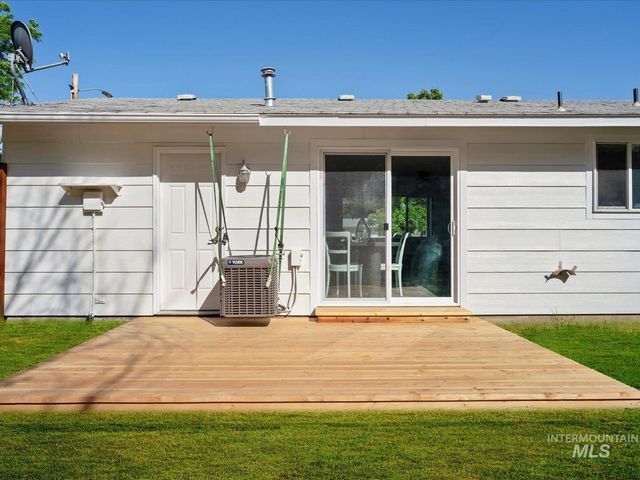 9460 W Albany, Boise, ID 83704