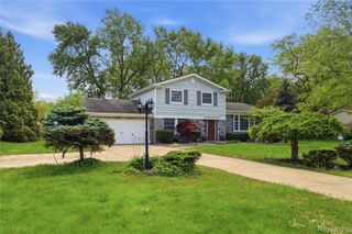 4168 McCandlish Road, Grand Blanc Charter Township, MI 48439