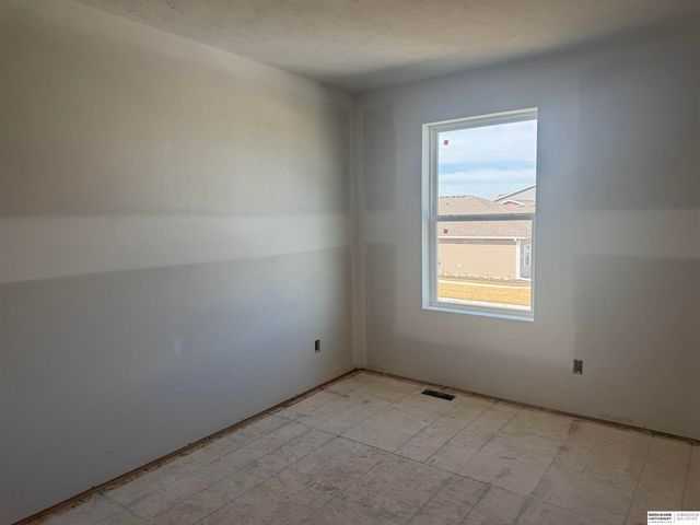 4737 E 21st Avenue, Fremont, NE 68025