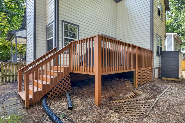 1112 Stoneferry Lane, Raleigh, NC 27606