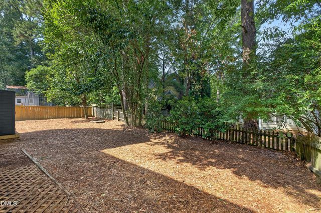 1112 Stoneferry Lane, Raleigh, NC 27606