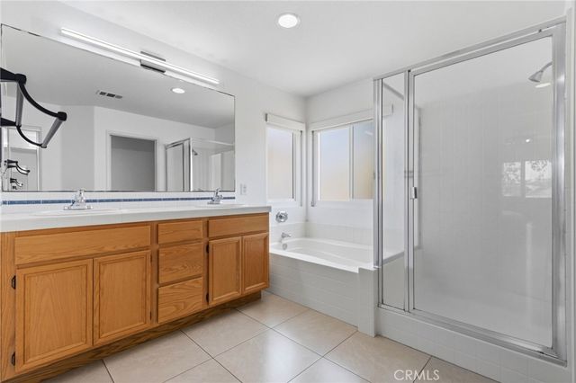 4864 Royal Island, San Diego, CA 92154