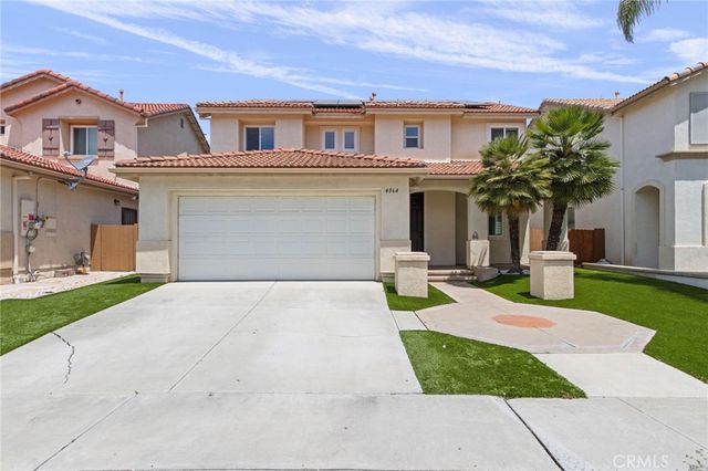 4864 Royal Island, San Diego, CA 92154
