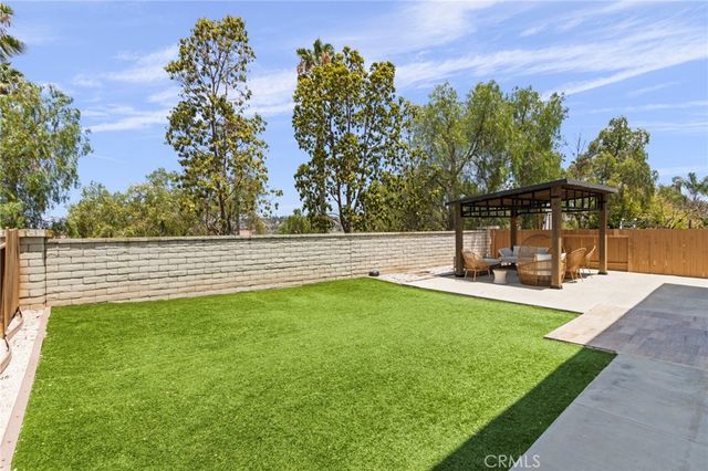 4864 Royal Island, San Diego, CA 92154