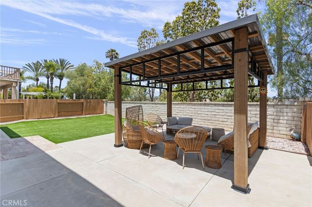 4864 Royal Island, San Diego, CA 92154