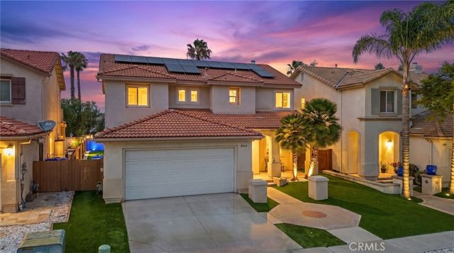 4864 Royal Island, San Diego, CA 92154