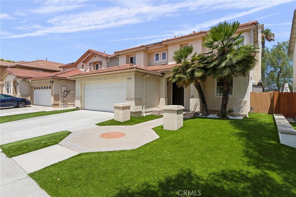 4864 Royal Island, San Diego, CA 92154