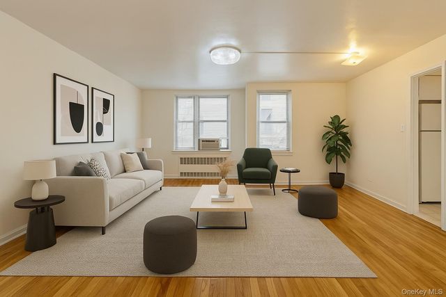 105-24 67 Avenue 4B, Forest Hills, NY 11375