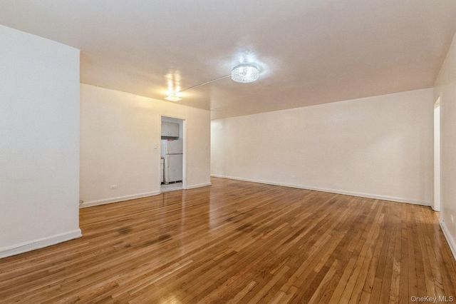 105-24 67 Avenue 4B, Forest Hills, NY 11375