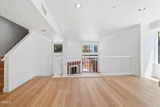 22028 Collins Street 1, Woodland Hills, CA 91367