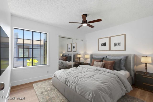 22028 Collins Street 1, Woodland Hills, CA 91367
