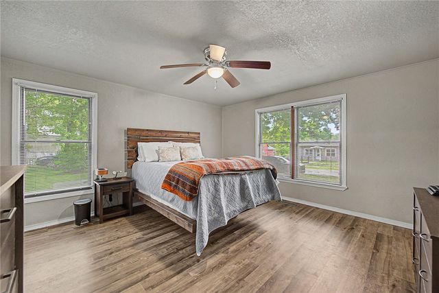 310 S Bush Street, Sulphur Springs, AR 72768