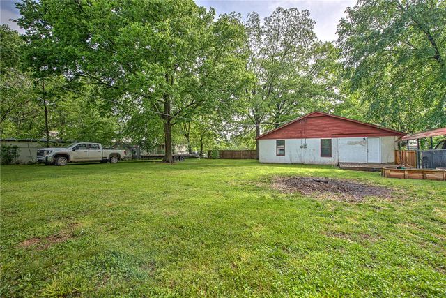 310 S Bush Street, Sulphur Springs, AR 72768