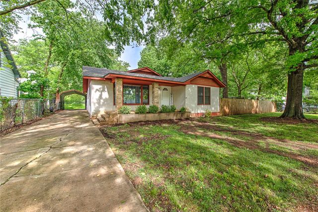 310 S Bush Street, Sulphur Springs, AR 72768