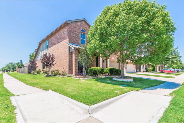 13101 Palancar Drive, Fort Worth, TX 76244
