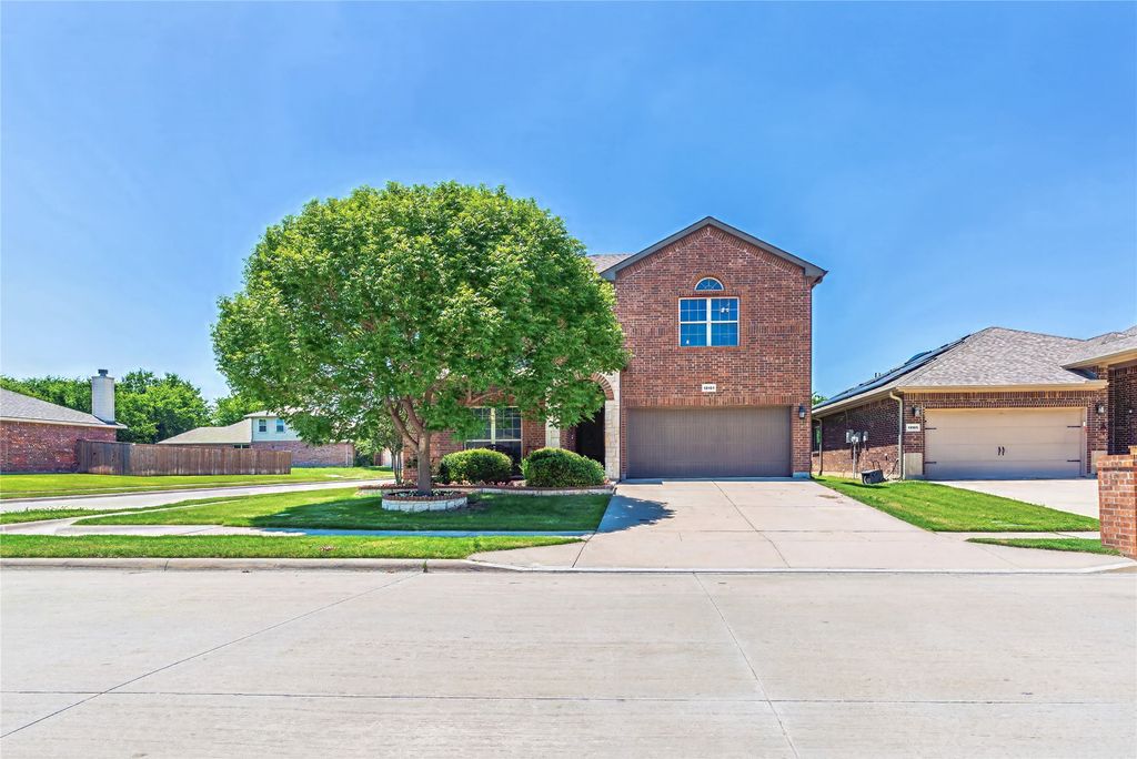 13101 Palancar Drive, Fort Worth, TX 76244