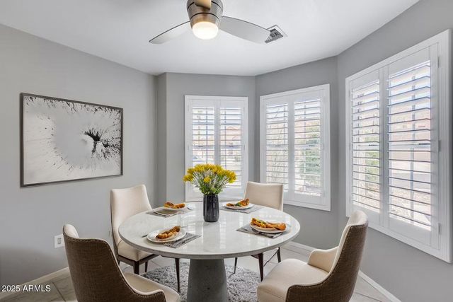 11217 E LAUREL Lane, Scottsdale, AZ 85259