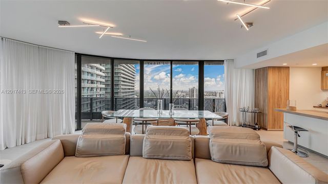 1000 Brickell Plz 3002, Miami, FL 33131