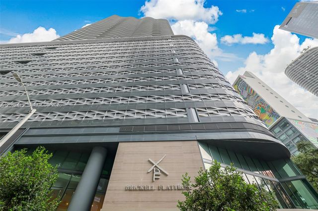 1000 Brickell Plz 3002, Miami, FL 33131