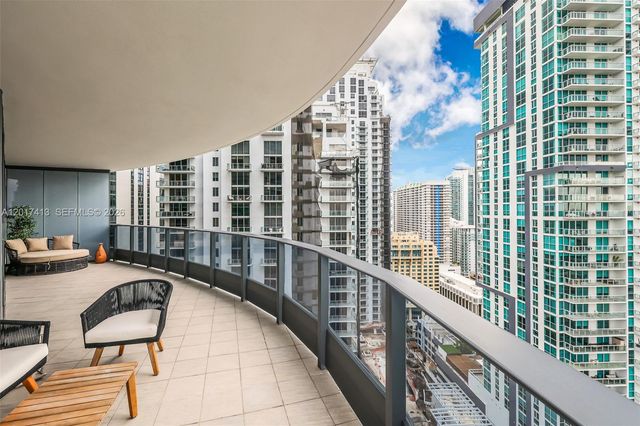 1000 Brickell Plz 3002, Miami, FL 33131