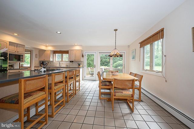 214 CORNELL DR, Bryn Mawr, PA 19010