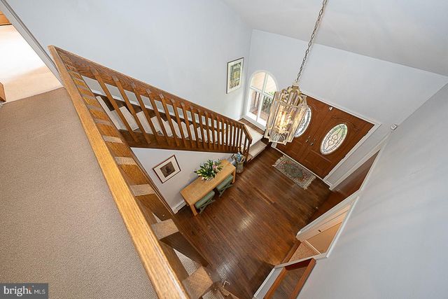 214 CORNELL DR, Bryn Mawr, PA 19010