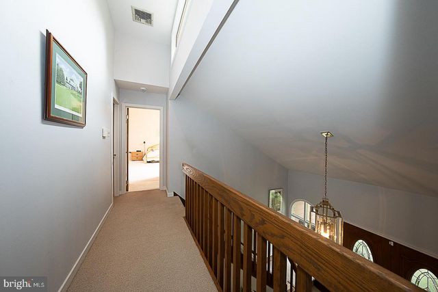 214 CORNELL DR, Bryn Mawr, PA 19010