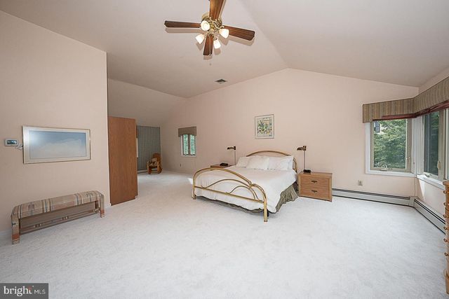 214 CORNELL DR, Bryn Mawr, PA 19010