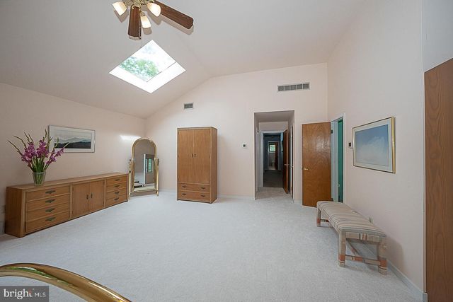 214 CORNELL DR, Bryn Mawr, PA 19010