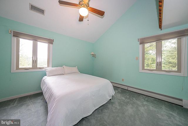 214 CORNELL DR, Bryn Mawr, PA 19010