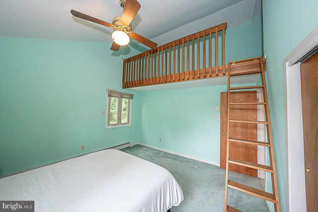 214 CORNELL DR, Bryn Mawr, PA 19010
