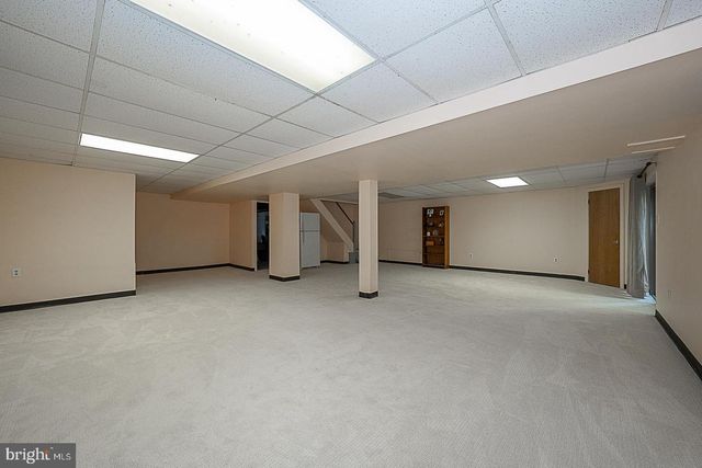 214 CORNELL DR, Bryn Mawr, PA 19010