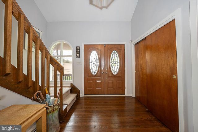 214 CORNELL DR, Bryn Mawr, PA 19010