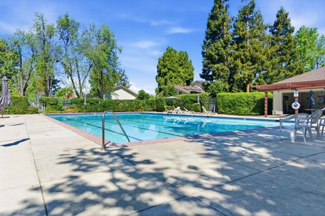 20212 Northcove Square, Cupertino, CA 95014