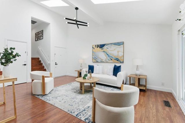 20212 Northcove Square, Cupertino, CA 95014