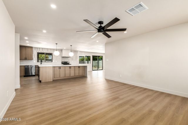 3515 E WINCHCOMB Drive, Phoenix, AZ 85032