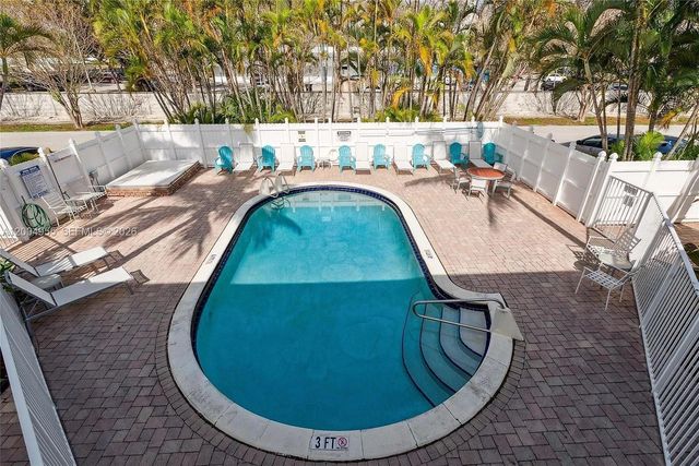 1856 NE 46th St F7, Fort Lauderdale, FL 33308