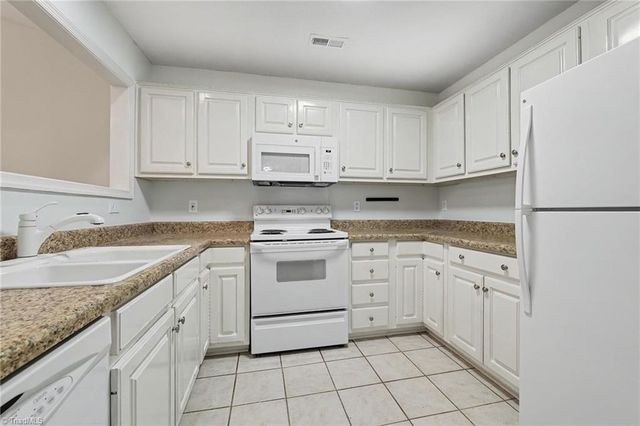 4405 Single Tree Lane, High Point, NC 27265
