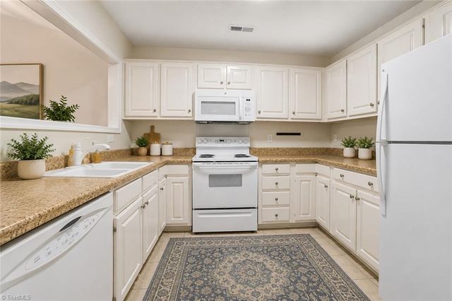 4405 Single Tree Lane, High Point, NC 27265