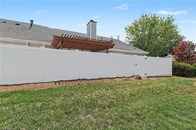 4405 Single Tree Lane, High Point, NC 27265