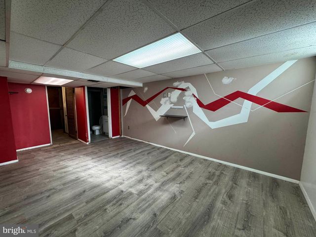 2808 WINDSOR AVE, Baltimore, MD 21216