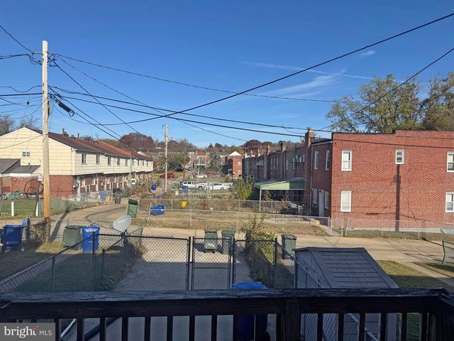 2808 WINDSOR AVE, Baltimore, MD 21216