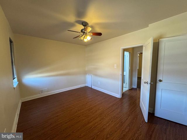 2808 WINDSOR AVE, Baltimore, MD 21216