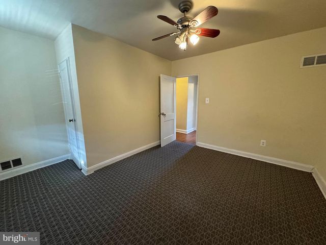 2808 WINDSOR AVE, Baltimore, MD 21216