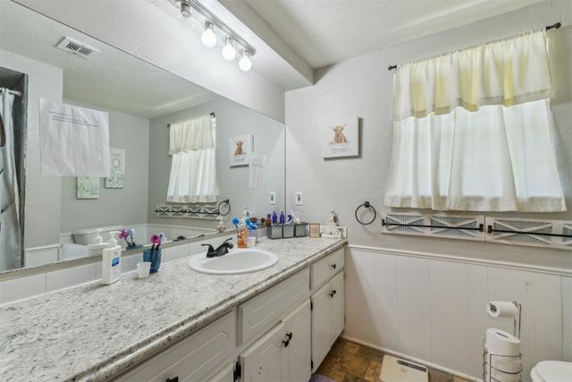 1515 Oakhurst Avenue, Norman, OK 73071