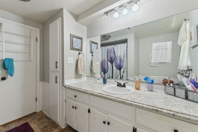 1515 Oakhurst Avenue, Norman, OK 73071